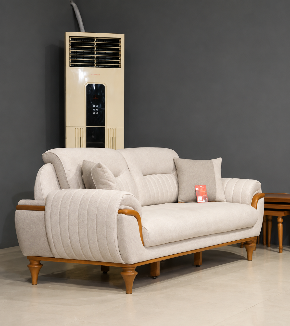 74db0ee2-5a1a-44bf-95d9-f7c8da8cedce كنب قصر العمده - الصورة 1